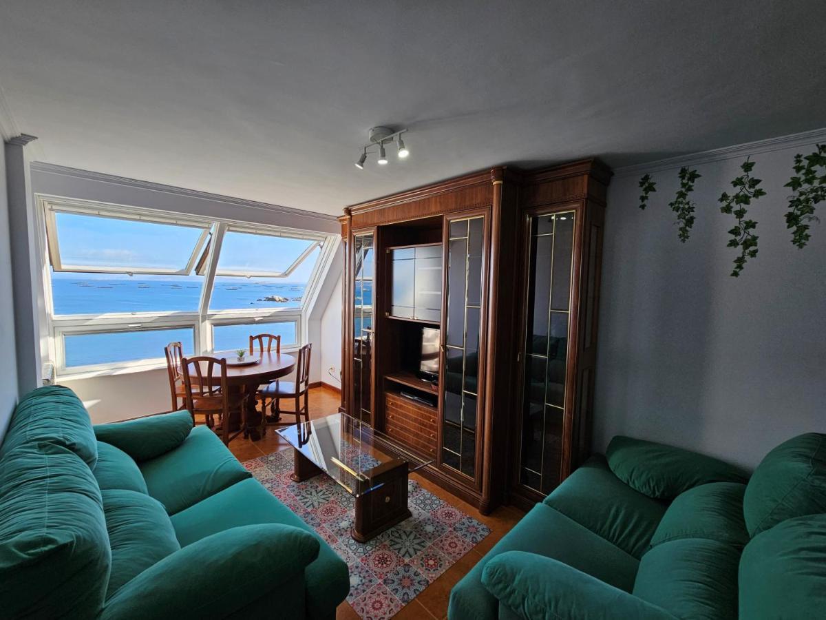 Atico En Primera Linea De Playa Apartment Ribeira
